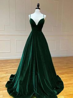 Emerald Green Gown Evening Dresses, Green Velvet Formal Dress, Prom Dresses Green, Velvet Formal Dress, Green Ball Gown, Velvet Prom Dress, Spaghetti Strap Prom Dress, Long Prom Dresses, Custom Size Dresses