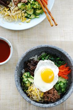 Bibimbap recipe / www.koreanbapsang.com Ayam Teriyaki, Bibimbap Recipe, Food Pasta, Culinary Techniques, Recipe Ingredients