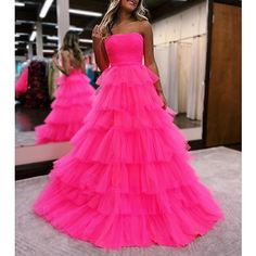 Vestido Pink, Kain Tile, Tulle Long Dress, Tulle Long Prom Dress, Beautiful Ball Gowns, Formal Wedding Guests, Prom Dresses Long Pink, Beautiful Long Dresses, Cute Prom Dresses