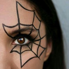 Maquillage Halloween Simple, Spider Makeup, Halloween Make-up Looks, Holloween Makeup, Smashbox Cosmetics, Halloween Fest, Halloween Eye Makeup