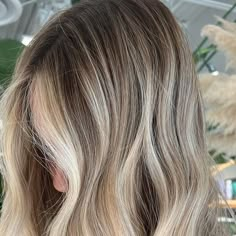 Laci Meeks on Instagram: "You’re so golden 🎶✨✨ @livstill . . . . . . . . . . . . #goldenblonde #balayageblonde #sunkissedblonde #atlantahairstylist #atlantabalayage #beachhair #beachblonde #fallhaircolor #hairinspiration" Hair Fixing, Grace Beauty, Cake Face, Brown Hair Balayage, Hair Balayage, Fall Hair Color, Easy Hairstyles For Long Hair, December 1, Wedding Hair And Makeup