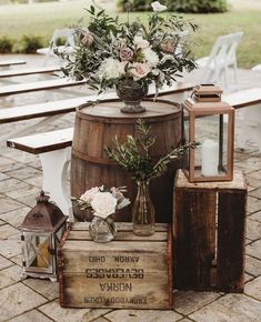 Mauve Country Wedding Colors for 2024, Mauve Bridesmaid Dresses, Mauve Wedding Table Decorations - ColorsBridesmaid Country Wedding Colors, Barrel Wedding, Deco Champetre, Barn Wedding Decorations, Mom Wedding