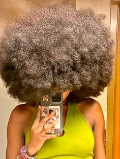 Beautiful Black Haired Woman, Natural Hair Curly Afro, Afro Hairstyles With Braids, Beautiful Afro Hair, Healthy Afro Hair Aesthetic, Afro On Black Women, Doing Hair Aesthetic, Afro Growth, Medium Length Afro