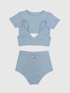 This is a feminine and minimal underwear set by freckle that is made out of high quality and sturdy material. With distinctive mood of the design and comfortable wear, you can style it for your feminine outfit.- High waistline of the pants- Comfortable wear of the bralette- Clean and feminine mood* Additional price for full underwear set High Stretch Summer Crop Top For Loungewear, High Stretch Crop Top For Summer Loungewear, Fitted Seamless Sets For Loungewear, Sleepwear Sets, Feminine Outfit, Lingerie Sleepwear, Bralette, Rompers, Lingerie