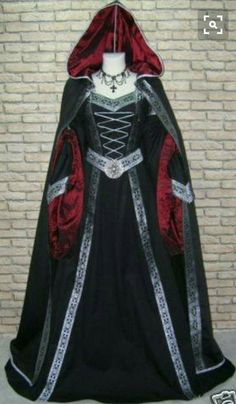 Medieval Maid Dress, Gothic Victorian Outfits, Medieval Ball, Medieval Cloak, Black Cloak