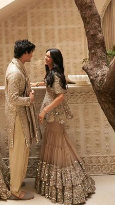 Best Friends Wedding Indian Outfit, Engagement Gown, Indian Bridesmaid Dresses, Desi Dress, Lehenga Designs Simple, Hippie Hair