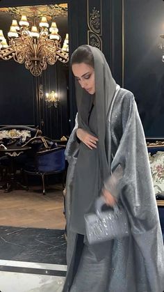 Dubai Abaya Fashion, Khaleeji Lifestyle, Arabic Outfit, Abaya Outfit, Fashion Muslim