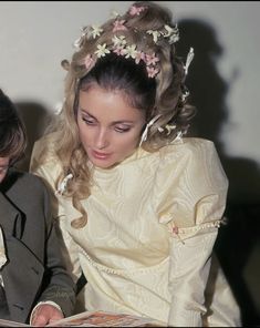 sharon tate. Sharon Tate Wedding, Sweet Picture, Celebrity Skin, Joan Collins, Sharon Tate, Fabulous Wedding, Long Blonde Hair