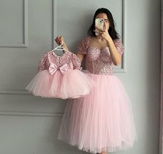 Baby In Wedding Dress, Daughter Fashion, Glitter Wedding Dress, Outfits Wedding, Glitter Dress, Baby Wedding, Evening Outfits, Tulle Fabric