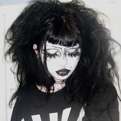 Goth Bats Nest Hair, Bat Nest Hair Goth, Bat Nest Hair, Bats Nest Hair, Long Goth Hair, Romantic Goth Makeup, Goth Eye Makeup