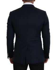 Brand new with tags 100% Authentic Dolce & Gabbana Blazer Color: Blue Model: Single breasted one piece formal jacket blazer coat Material: 75% Cashmere 25% Silk Inner Lining: 100% Silk Six front button closure Logo details Made in Italy Size on Tag: IT48 | M Designer Single-breasted Suits With Long Sleeves, Slim Fit Suit With Hidden Button Closure, Designer Long Sleeve Formal Blazer, Designer Long Sleeve Blazer For Formal Occasions, Navy Fitted Suit With Long Sleeves, Navy Fitted Long Sleeve Suit, Navy Fitted Long-sleeve Suits, Designer Fitted Sport Coat With Long Sleeves, Designer Fitted Long Sleeve Sport Coat