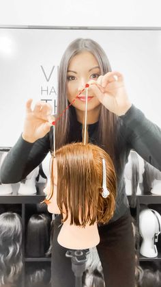 How To Cut Face Framing Layers Yourself, Long Layered Haircuts Videos, How To Cut Front Layers, How To Cut A Shag Haircut At Home, Long Layers Haircut Tutorial Videos, Hair Without Bangs, Unicorn Hair Color, Easy Care Hairstyles, Natural Hair Diy