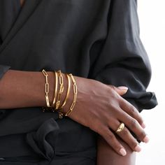 Personalized Gritty Golden Chain Bracelet – a symbol of sophistication, inner power, and self-mind.Captivating imagination through its intricate design. Metal: 14K Gold Vermeil Chain Length: 40cm / 15.75'' with extensions from 40cm / 15.75'' to 45cm / 17.72''