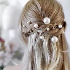 Luxury Amelia white bridal Pearl hairpins  by the little bumblebee boutique. 🐝 Bridal Hair Tiara, Decorative Hair Pins, Elegance Hair, Bridal Hair Pins Pearl, Tiara Hairstyles, Wedding Hair Clips, Pearl Hair Pins, Flower Headpiece, Fancy Hairstyles