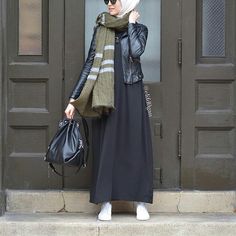 Islamic Outfits, Hijabi Mode, Fashion Outfits Teenage, Elegant Hijab, Hijab Stile, Outfits Muslim, Hijab Abaya, Modern Hijab Fashion, Hijab Fashionista