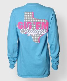 This cute, longsleeve blue shirt from Comfort Colors features a pink pocket on the front. The back has a grey and white polka dot Texas with a pink shadow, along with the words, "Gig 'Em Aggies." Aggie Pride, Gig Em Aggies, Texas Aggies, Jeans Outfits, Dance Team, Tshirt Ideas, Dance Teams, Texas A&m, Gameday Outfit