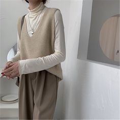 Waistcoat Women, Vest Outfits For Women, Sweater Vest Outfit, Waistcoat Woman, Minimalist Women, Outer Wear, Sweater Vest Women, Cotton Vest, Loose Pullover