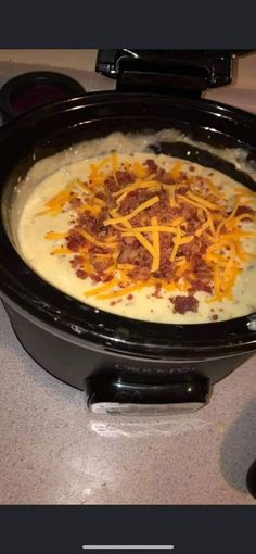 Easy Crockpot Recipes | 🔥Loaded Potato soup🔥 | Facebook Loaded Potato Soup Crockpot, Potato Crockpot Recipes, Crock Pot Healthy Meals, Loaded Soup, Potato Crockpot, Potato Soup Crockpot, Crock Pot Healthy, Recipes For Crock Pot, Soup In The Crockpot