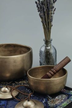 Home rituals give you the opportunity to cultivate presence and awareness. Here's how to recreate a smudging ritual to avoid making things worse. The post Can Smudging Make Things Worse? appeared first on Witchy Spiritual Stuff. Meditation Pictures, Manipura Chakra, Healing Affirmations, Sound Bath, Best Meditation, Tibetan Singing Bowls, Meditation Space, Deep Relaxation, Sound Healing