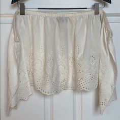 Zara Off White Lacey Off The Shoulder Top Nwt Satin Silk Top, Satin Bralette, Zara Knitwear, Cropped Tee Shirt, Strapless Crop Top, Sequin Crop Top, Ruffle Crop Top, Zara Crop Top, Short Sleeve Cropped Top