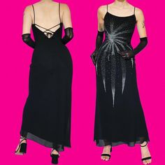 🌹Black evening dress with an adjustable lace up back, glittery silver sunray bead detailing & a zip up the side UK 10🌹 Condition: No faults or marks ✔️ Label: YVE London  Size: UK 10 (B35, W29 & H40 inches)  Length: Maxi (ankle length on the 5'8 model)  Model size: 10 Model height: 5'8 🌹any questions please do not hesitate to ask🌹 🌹these are vintage items so are in a used condition and may have loose stitching or marks however all noticeable flaws will be shown 🌺 🌹no returns🌹 Black V-neck Sequin Evening Dress, Black Lace Ball Gown, Black Maxi Evening Dress, Luxury Black Sequined Maxi Dress, Black V-neck Flapper Dress For Evening, Black Sequined V-neck Maxi Dress, Evening Dresses Uk, Prom Ball Gown, Evening Dresses With Sleeves