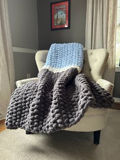 Gray and Blue Knit Throw | Chunky Knit Blanket - Hands On For Homemade Blue Knit Blanket, Color Block Blanket, Chunky Knit Blankets, Chunky Yarn Blanket, Chunky Blankets, Arm Knitting Yarn, Super Chunky Knit, Arm Knitting Blanket, Chenille Blanket