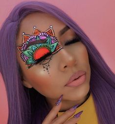 The Fave liner | Shanel Cosmetics Looks For Hooded Eyes, Neon Makeup Ideas, Makeup Looks For Hooded Eyes, Crazy Makeup Looks, Artsy Makeup Look, Makeup Themes, Artsy Makeup, Pop Art Makeup