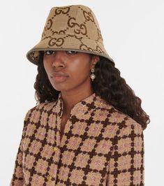 GG Supreme Canvas Bucket Hat in Brown - Gucci | Mytheresa Bucket Hat Outfit Women, Hat Outfit Women, Gucci Bucket Hats, Brown Bucket Hat, Short Brim Hat, Gucci Bucket Hat, Corset Top Outfit, Bucket Hat Outfit, Hat Outfit