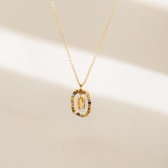 It's amazing how simply adding a bit more color to our look can make us feel more positive. Our Rainbow Initial Necklace was designed to brighten up your look (and brighten up your day)! The colorful, sparkling diamonds studded around your personalized initial is symbolic, reminding you that you're one-of-a-kind and to allow your soul to shine ✨ This letter necklace is the perfect gift for your best friend or bridesmaids, and for any occasion. Material: High Quality Solid 925 Sterling Silver Fin Caitlyn Minimalist, Double Earrings, Dainty Diamond Necklace, Rainbow Gemstones, For Your Best Friend, Initial Pendant Necklace, Tiny Earrings, Initial Jewelry, Station Necklace