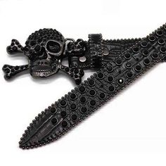 This Unisex Metal Skull Black Crocodile Strap With Black Studded Rhinestone Diamond Belt is a high-quality accessory that combines edgy style with luxurious details. The black crocodile strap is made of durable materials, adding a touch of toughness to the overall design. The skull-shaped buckle is the centerpiece of the belt, adorned with black studded rhinestones that catch the light and add a touch of bling to the piece. The diamond-shaped rhinestones add an extra layer of glamour and sophist Skull Belt Buckle, Belt Store, Bling Belts, Winged Skull, Metal Skull, Rhinestone Belt, Black Skulls, Diamond Crystal, Mens Belts