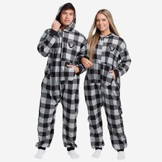 Las Vegas Raiders Plaid One Piece Pajamas FOCO S - FOCO.com Winter Fire, Womens Pjs, Matching Christmas Pajamas, Nfl Teams Logos, Matching Family Pajamas, Plaid Pajamas, Las Vegas Raiders, Family Christmas Pajamas, One Piece Pajamas