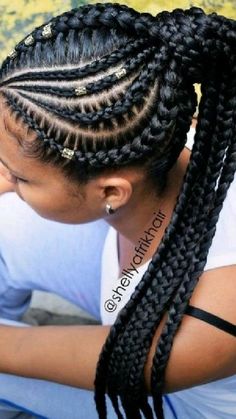 Cornrow Hairstyle, Black Hair Updo Hairstyles, Braided Hairdo, African Hair Braiding Styles, Afrikaanse Mode