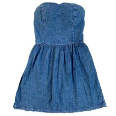 Get The Look Of Reformation For Less! Nwt Sweetheart Strapless Denim Jean Mini Dress Size Medium Sweetheart Neck With Seams Down Front Fit & Flare Double Lined Front Zip Back With Stretch Smocking Elastic Waist Lightweight 100% Cotton Pleated Skirt With Raw Edge Hem Approximate Flat Measurements: Chest 15” Waist 12.5” Length From Top Of Back To Bottom Hem 25.5” Casual Strapless Lined Mini Dress, Casual Blue Mini Dress With Sweetheart Neckline, Strapless Medium Wash Cotton Mini Dress, Strapless Cotton Mini Dress In Medium Wash, Dark Wash Strapless Mini Dress For Summer, Casual Blue Strapless Denim Dress, Strapless Medium Wash Cotton Denim Dress, Fitted Strapless Denim Cotton Dress, Strapless Cotton Denim Dress For Spring