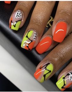 Tropical Nail Ideas, Pedi Inspiration, Artsy Nails, Fly Nails, Natural Locs, Pro Nails, Pretty Tips, Nail Tip Designs, December Nails