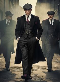 A suit that emulates the versatility and style of Tommy Shelby from Peaky Blinders, will exceed your expectations in every possible situation.  Our Thomas Shelby Peaky Blinders Charcoal Tweed Suit will never let a moment go dull with the interesting herringbone pattern that permeates a rich fashion sense into it and a neutral hue that will keep things sophisticated. From corporate meetings to wedding vows, its stunning design keeps you unforgettable. 
 
 Look your best at any formal or semi-for Costume Peaky Blinders, Tom Shelby, جيسون ستاثام, Vintage Wedding Suits, Peaky Blinders Style, Peaky Blinders Suit, Rich Fashion, Formal Coat, Tweed Suit