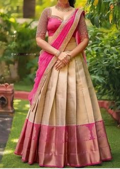 Lehanga Bridal Look, Dhawani Designs Kerala Wedding, South Indian Skirt And Blouse, Half Saree Lehenga Blouse Designs, Half Saree Models Latest, Onam Outfits, Sari Lehenga