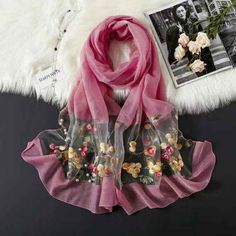 Ethnic Style Embroidered Plum Blossom Belt Spring Style Lightweight Scarf 



Product name: Embroidered Scarf



Fabric: Organza+acrylic fiber



Craft: Embroidery



Size: 200cm * 70cm Red Plum, Embroidered Scarf, Acrylic Fiber, Plum Blossom, Lightweight Scarf, Silk Embroidery, Silk Wool, Ethnic Style, Spring Style