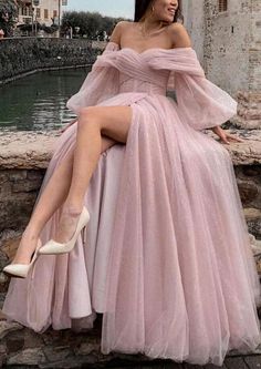 Contact+us:+lisamony@outlook.com Please+left+message+what+color+you+need+when+you+order+it.Besides+the+picture+color,+you+can+also+choose+any+color+you+want. off+the+shoulder+pink+long+prom+dresses+party+gown Processing+time:+12-21+business+days Shipping+Time:+3-5+business+days "Fabric... Corset Dress Formal, Minimal Stil, Ben Ben, A Line Evening Dress, Corset Dress Prom, فستان سهرة, A Line Prom Dresses, Pink Tulle, Dresses Ideas