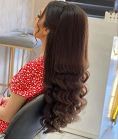 Glamour Hair, Graduation Hairstyles, Long Hair Wedding Styles, Glam Hair, Christmas Hairstyles, روتين العناية بالبشرة, Chic Hairstyles, Fancy Hairstyles, Hair Stylist Life