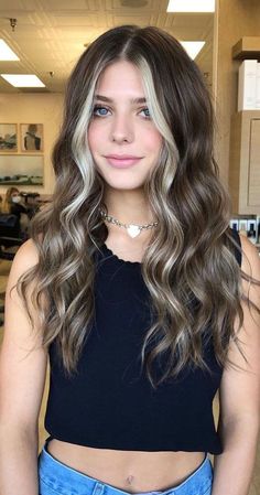 Hair Color Contour, Blonde Highlights Cool Skin Tone, Brunette Contrast Hair, Peel A Boo Highlights, Simple Hair Dye Ideas For Black Hair, Blonde Contouring Hair, Light Brown Hair With Highlights Blonde Lighter Face Framing, White Highlights Brown Hair, Moneypiece Hair