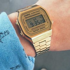 Casio Vintage Digital Gold Women Watch Digital Gold, Cheap Classic Digital Watch, Luxury Retro Watches For Business, Casio Watch Women, Casio Vintage Watch, Casio Digital, Casio Vintage, Stylish Watches Men, Vintage Watches Women