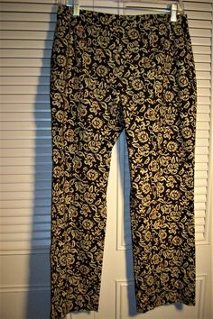 "Long paisley cotton pants by Harold's. Cotton. Side zip. Waist measures 30\". hip measures 38\", length 35\". No flaws of any kind. Stored with TLC. Comes from a smoke-free home." Stretch Wide Leg Bottoms With Paisley Print, Wide Leg Bottoms With Paisley Print And Stretch, Fitted Paisley Print Bottoms For Fall, Casual Paisley Print Pants For Fall, Fitted Wide Leg Bottoms With Paisley Print, Womens Trousers, Vera Bradley Tote, Outdoor Men, Cotton Pants