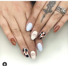 Boho Country Nails, Darker Nail Designs, Trendy Western Nails, Cute Fall Cow Print Nails, Stagecoach Nail Ideas, Nail Designs Boho, Western Nail Ideas Cow Print, Short Almond Cow Print Nails, Stagecoach Nails