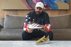 Ronnie Fieg the creater of Kith Adidas Soccer, Latest Shoe Trends, Hot Sneakers, Hummel Sneaker, Shoes Online, The Collection, Christmas Sweaters