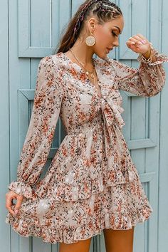 Cutouts are so trendy right now! Our Summer Fashion Women Long Sleeve Chiffon Dressafeatures front tie bust.Styled with aMini Necklace.#size size dress length bust cm inch cm inch S 83 32.7 90 35.4 M 84 33.1 94 37.0 L 85 33.5 98 38.6 XL 86 33.9 102 40.2 /size Satin Button Down Shirt, Summer Fashion Women, Long Sleeve Chiffon Dress, Chiffon Summer Dress, Maxi Dress Pattern, Ribbed Mini Dress, Lace Shift Dress, Ruffle Mini Dress, Chiffon Long Sleeve