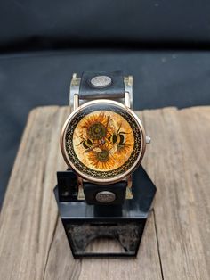 Sunflower Bee Watch,Women Watch,Ladies Watch,Funny Watch,Leather Watch,Jewelry Watch,Birthday Gift,G Bee Watch, Wristwatch Vintage, Funny Watch, Personalized Watches, Watch Jewelry, Watches Women Leather, Art Watch, Jewelry Watch, Watch Gift