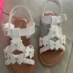 White Butterfly Sandals. New In Box By Cupcake Couture. Size 10. Cute White Round Toe Sandals, Cute White Sandals For Spring, Cute Adjustable White Sandals, Adjustable Non-slip White Sandals, White Butterfly-shaped Cubic Zirconia Earrings, Butterfly Sandals, Arizona Style, Navy Sandals, Rainbow Sandals