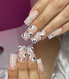 Halloween Nails Short Coffin, Nail Ghost, Cute Ghost Nails, Halloween Nails Inspo, Manicure Halloween, Duck Nail, Holloween Nails, Spooky Nails