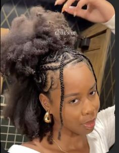 Heat Free Hairstyles Black Natural Hair, Updo Afro Hairstyles, Braided Afro Puff Hairstyles, Cute Box Braids Hairstyles, Protective Hairstyles Braids, Hair Done, Hairdos For Curly Hair, Natural Curls Hairstyles