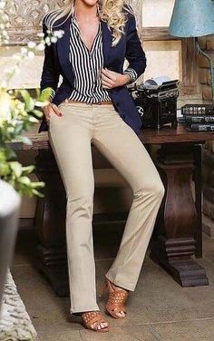 Mode Tips, Summer Work Outfits, Casual Work Outfit, Classy Casual, Chic Outfit, Casual Work Outfits, Blazer Outfits